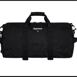 Supreme duffle bag black ss19 2019 cordura box. Black color